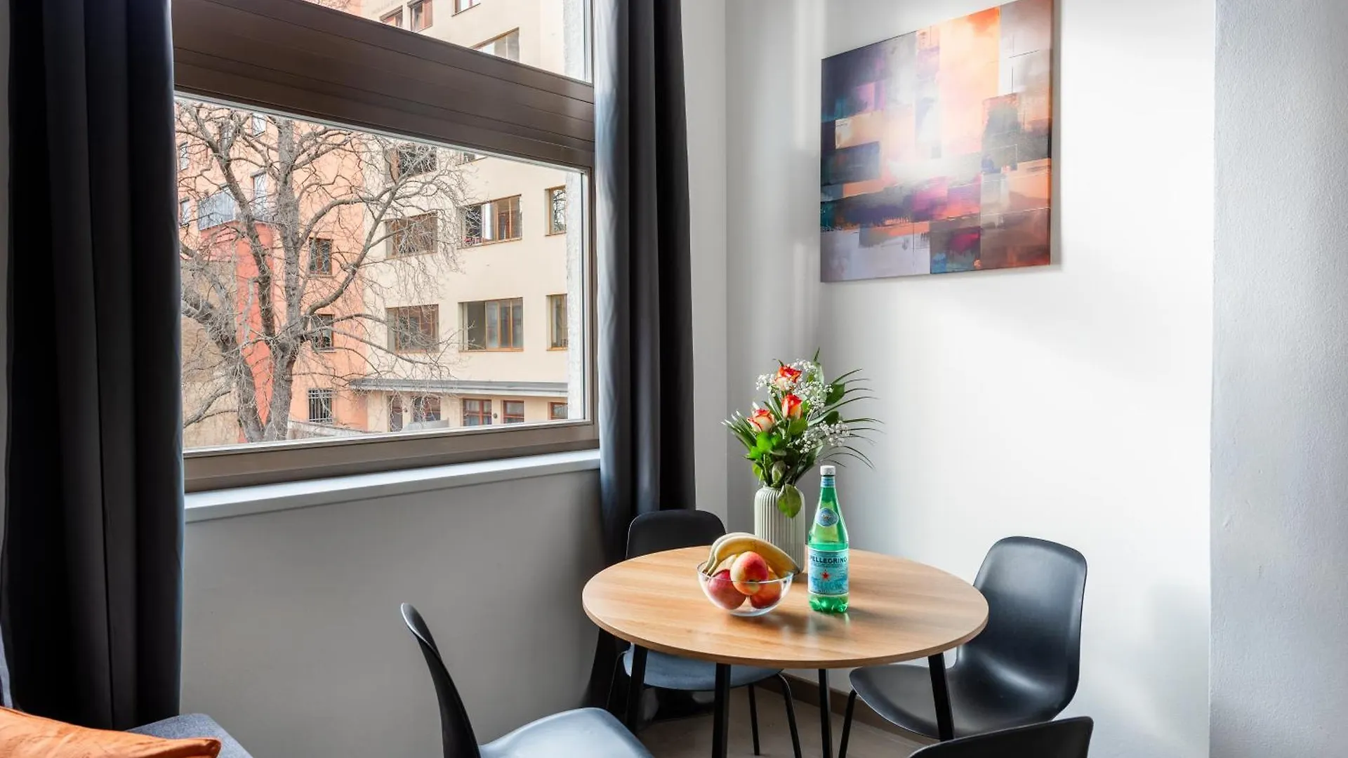 Cozy Apartment Near Krizikova Metro Praga República Checa