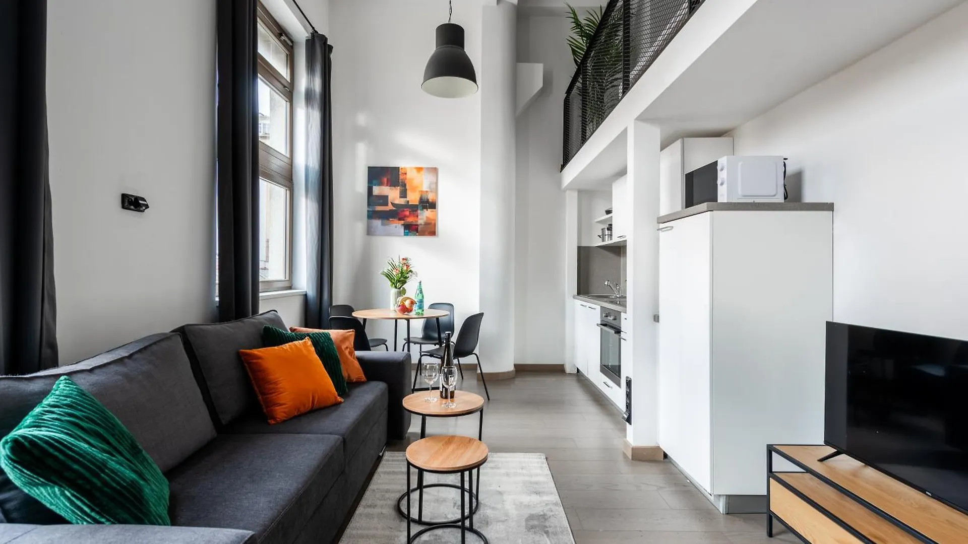 Cozy Apartment Near Krizikova Metro Praga República Checa