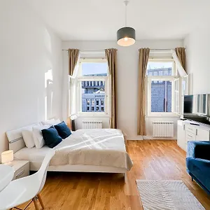 Apartment Turnkey I Wenceslas Square, Prague
